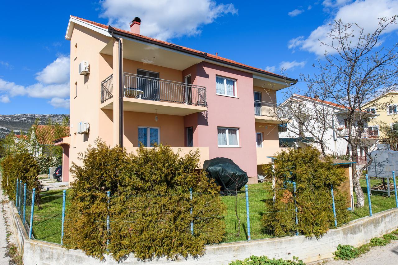 Apartment Drmic Kaštela Zewnętrze zdjęcie