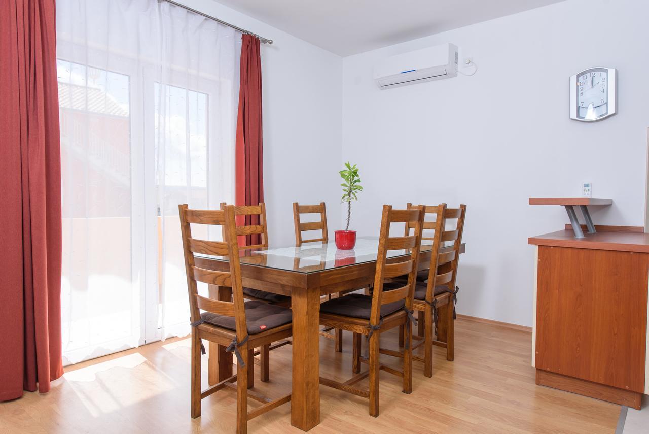 Apartment Drmic Kaštela Zewnętrze zdjęcie