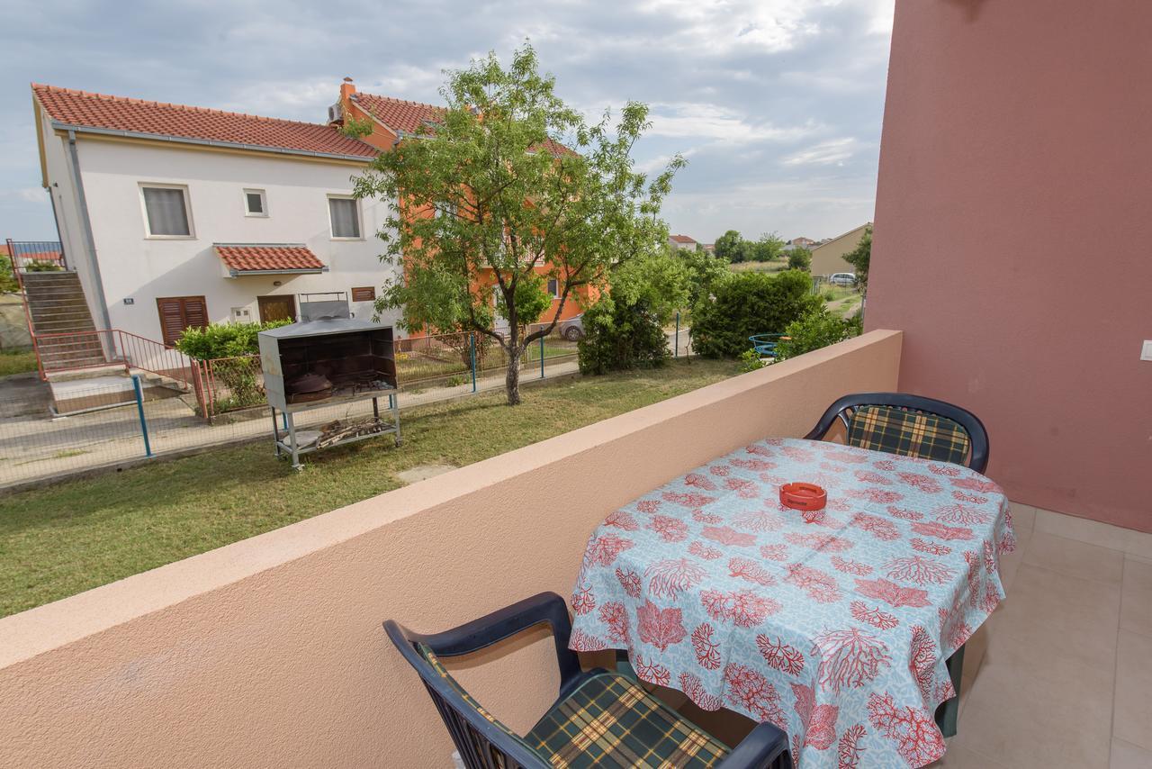 Apartment Drmic Kaštela Zewnętrze zdjęcie