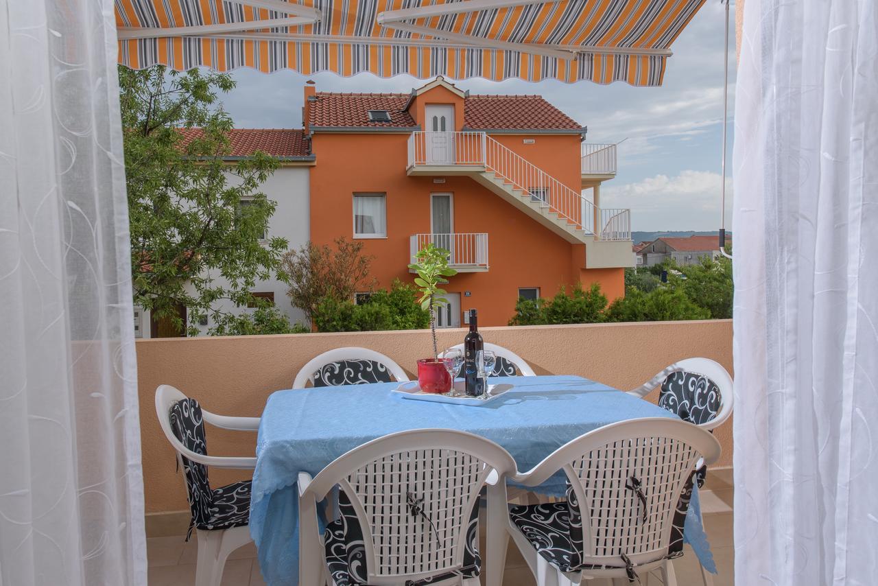 Apartment Drmic Kaštela Zewnętrze zdjęcie